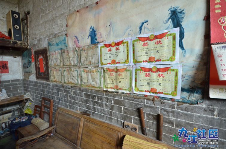 生活虽苦，可学习一样非常棒