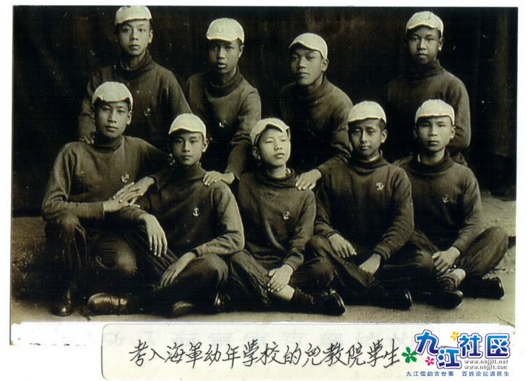 18-005.jpg