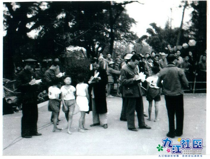 7-003.jpg