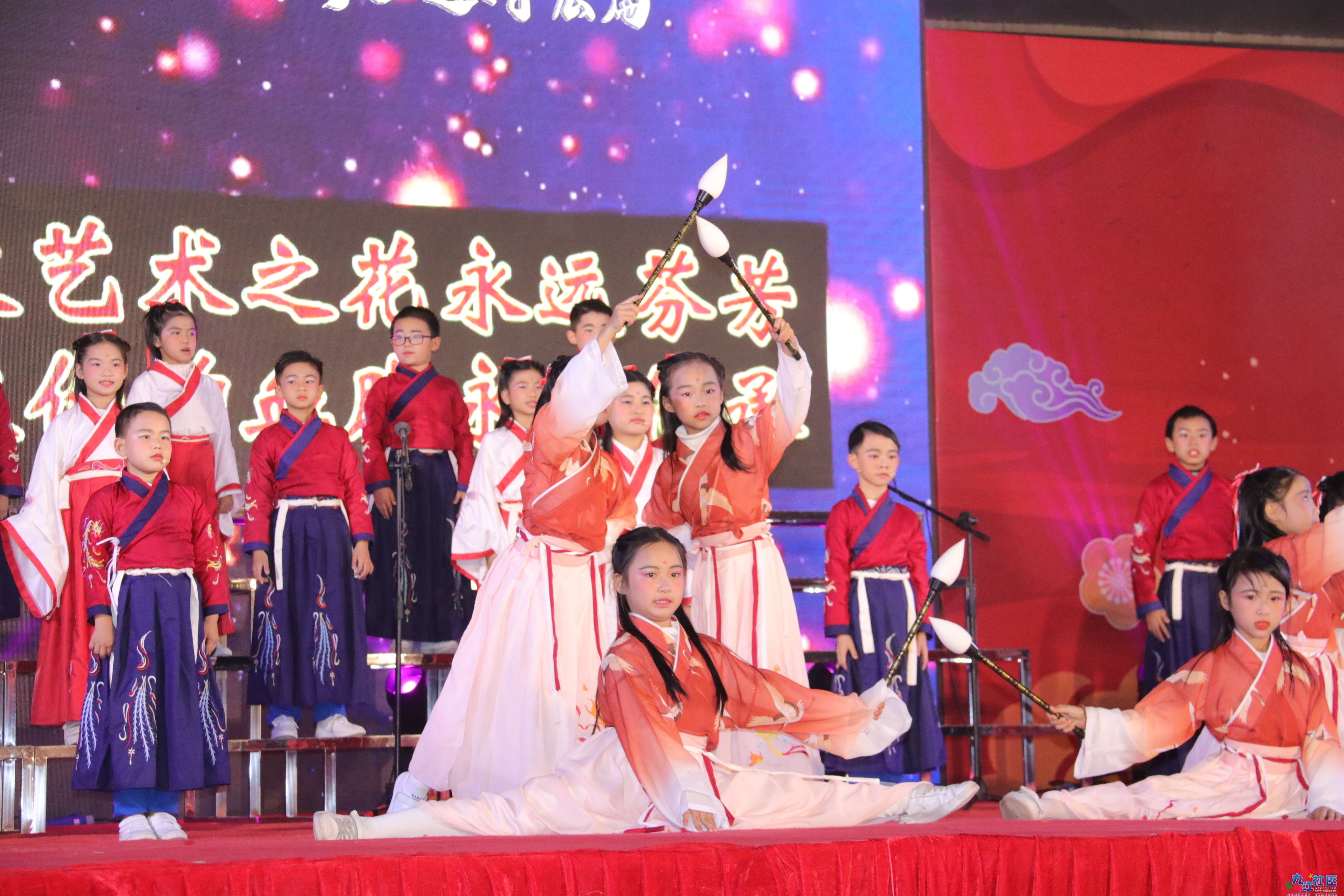 6石江小学综合 《墨韵飞扬，诗意童年》 2.JPG