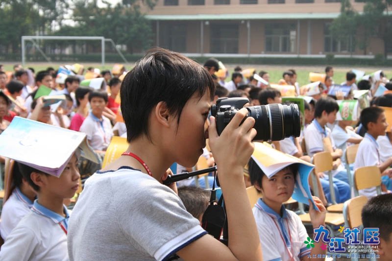 华光中学摄影社团学生拍摄实践
