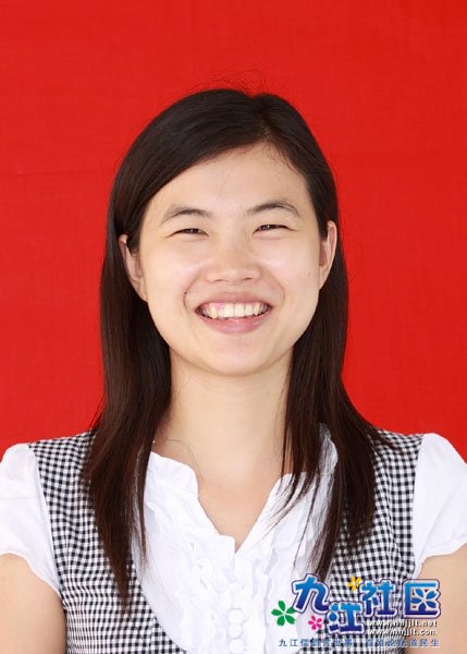 林老师的笑容无暇