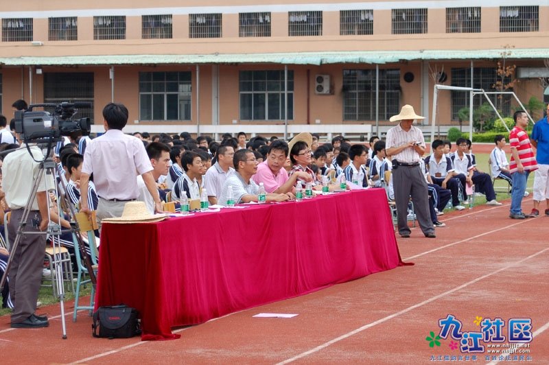 20110930华光中学“庆国庆、颂祖国、唱红歌“比赛